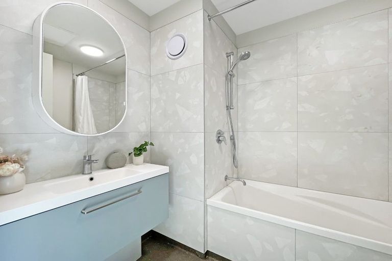 Photo of property in Vela Apartments, 106/2 Campbell Terrace, Petone, Lower Hutt, 5012