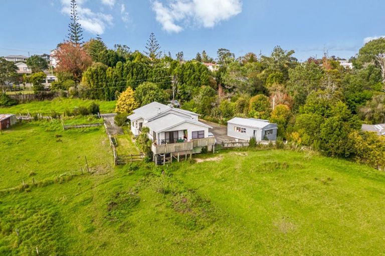 Photo of property in 458 Don Buck Road, Massey, Auckland, 0614
