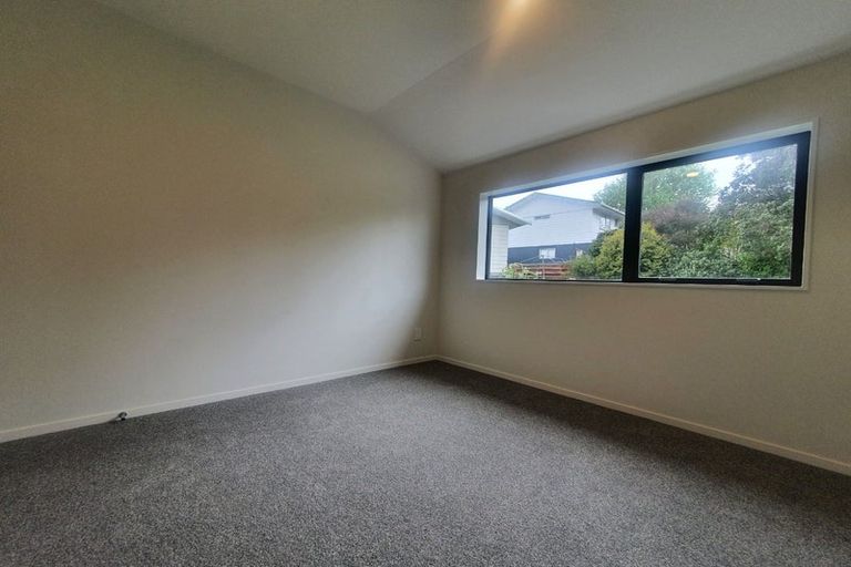 Photo of property in 3d Datura Place, Sunnynook, Auckland, 0620