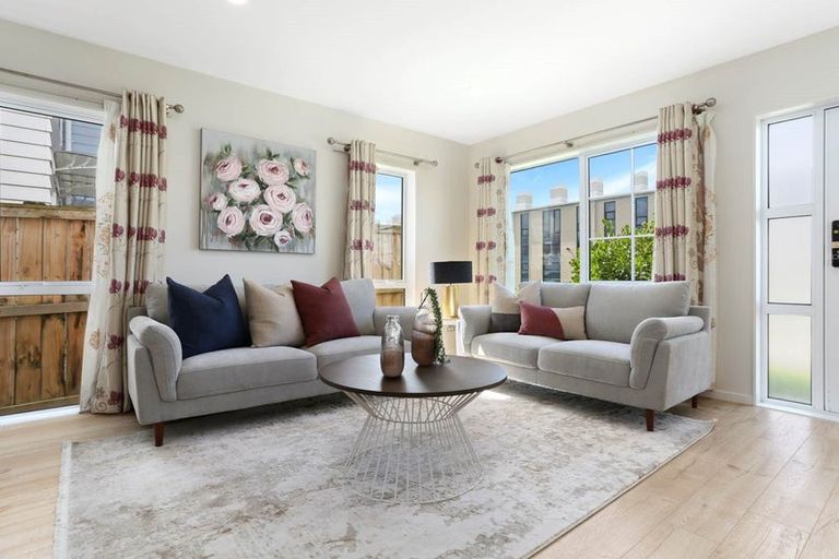 Photo of property in 17 Collier Drive, Flat Bush, Auckland, 2019