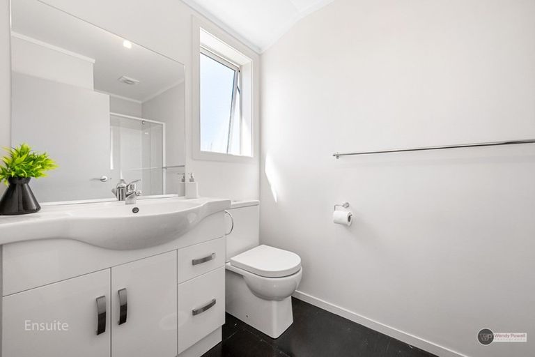 Photo of property in 13a Treadwell Street, Naenae, Lower Hutt, 5011