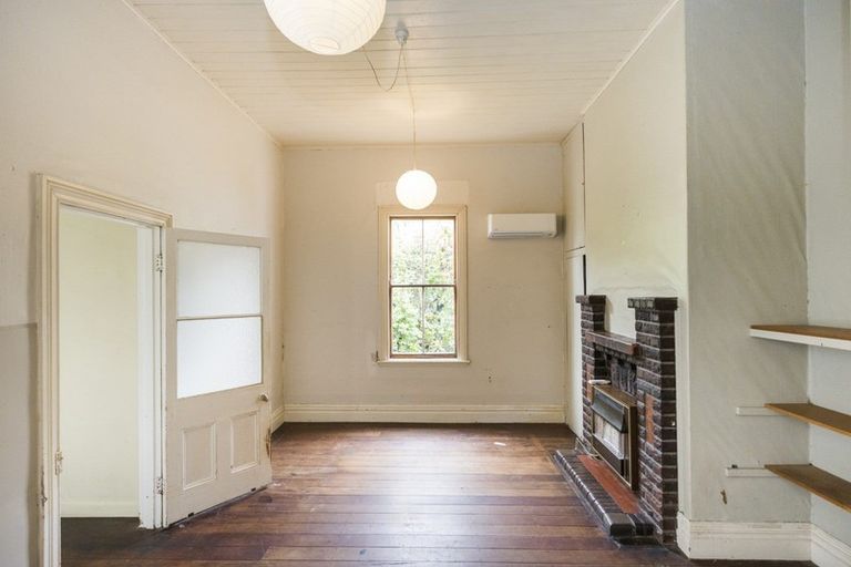 Photo of property in 40 Waldegrave Street, Palmerston North, 4410