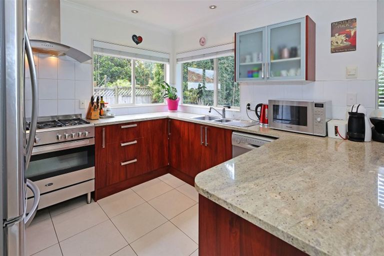 Photo of property in 27c Swanson Road, Henderson, Auckland, 0610