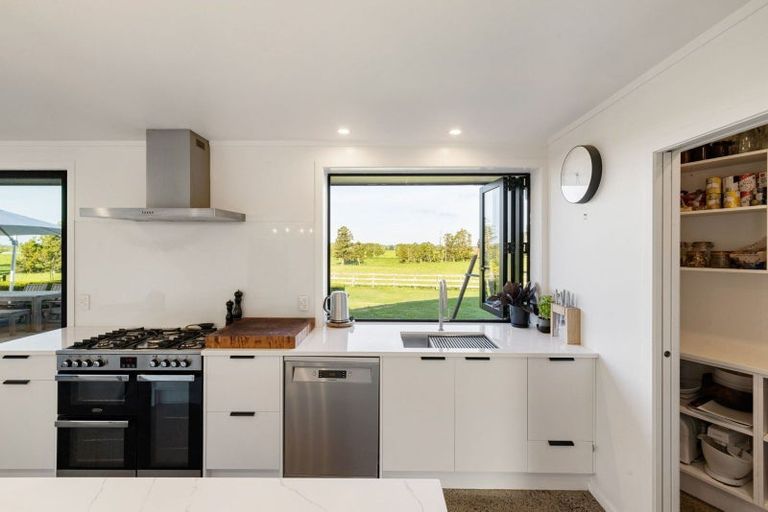 Photo of property in 247 Old School Road, Ngahinapouri, Ohaupo, 3882