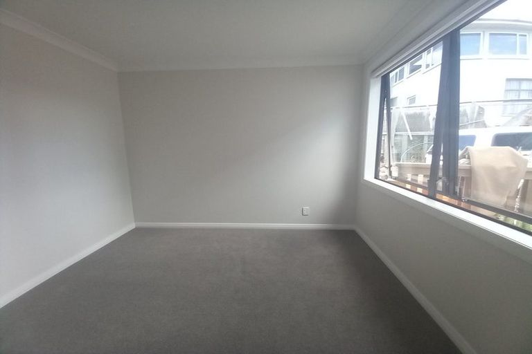 Photo of property in 111 Bleakhouse Road, Mellons Bay, Auckland, 2014