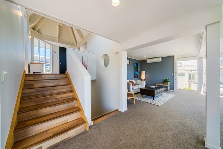 Photo of property in 13 Ettrick Grove, Papakowhai, Porirua, 5024