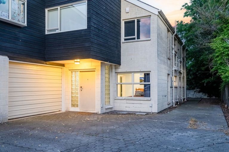Photo of property in 2/12 Churchill Street, Christchurch Central, Christchurch, 8013