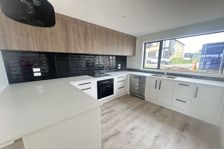 Photo of property in 12 Celeste Terrace, Peacocke, Hamilton, 3206