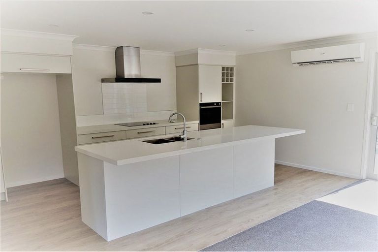 Photo of property in 9 Lakeside Terrace, Omokoroa, 3114