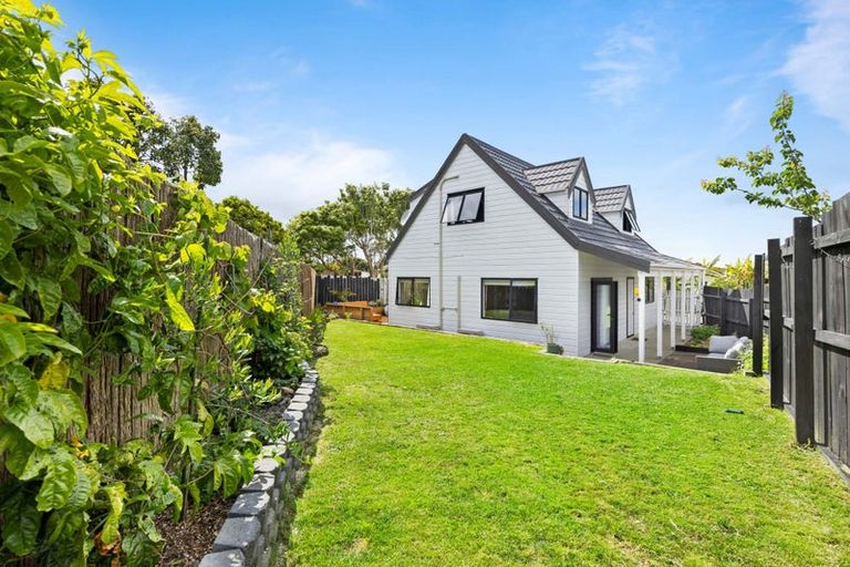 Photo of property in 1/98 Astley Avenue, New Lynn, Auckland, 0600