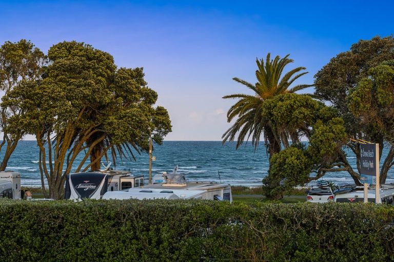 Photo of property in 222 Hibiscus Coast Highway, Orewa, 0931