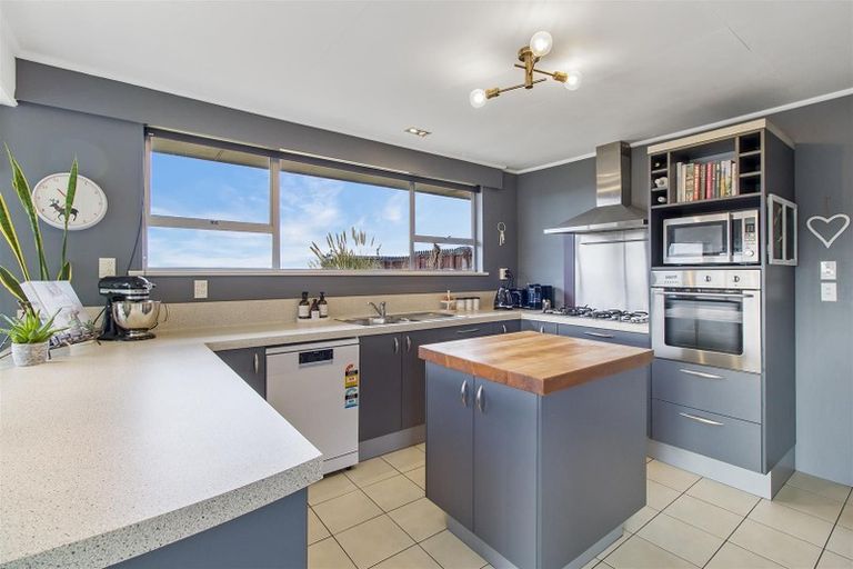 Photo of property in 11 Ashburn Street, Oamaru North, Oamaru, 9400