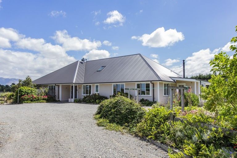 Photo of property in 319 Innes Road, Glasnevin, Amberley, 7482