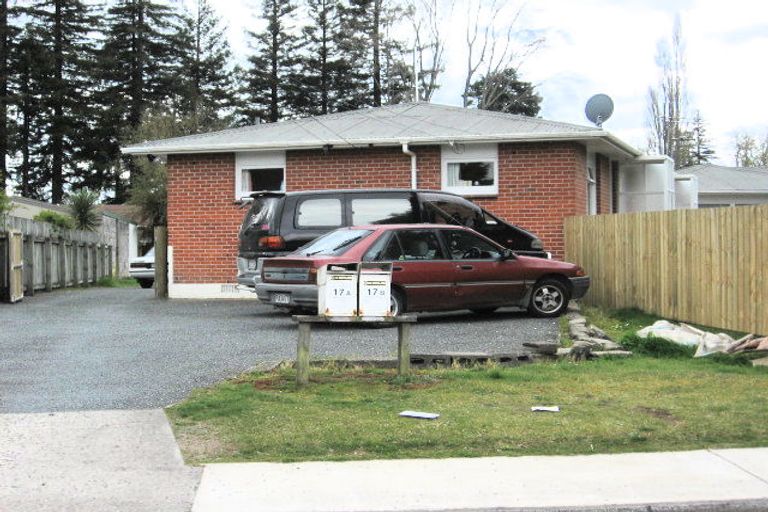 Photo of property in 17b La Trobe Place, Utuhina, Rotorua, 3015