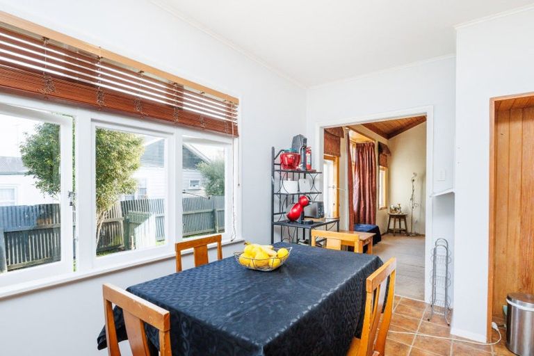 Photo of property in 7 Poole Street, Feilding, 4702