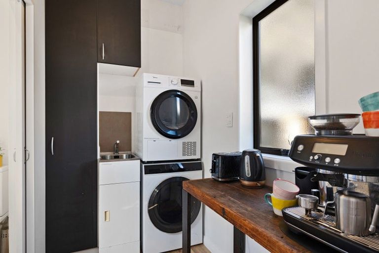 Photo of property in 82 Simeon Street, Spreydon, Christchurch, 8024