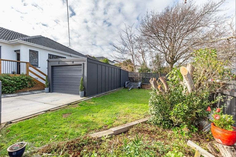 Photo of property in 9 Manchester Street, Levin, 5510