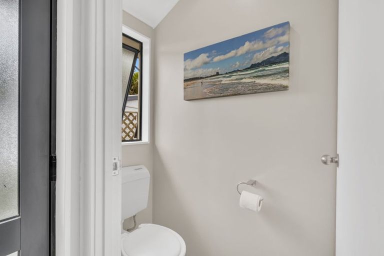 Photo of property in 16 Tamure Place, Ruakaka, 0116