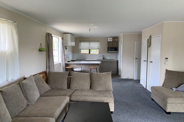 Photo of property in 47 Arodella Crescent, Ranui, Auckland, 0612