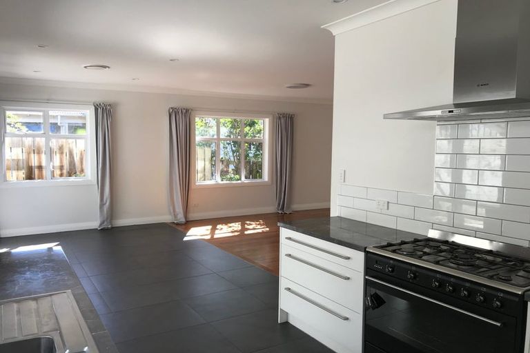 Photo of property in 504 Evans Bay Parade, Hataitai, Wellington, 6021