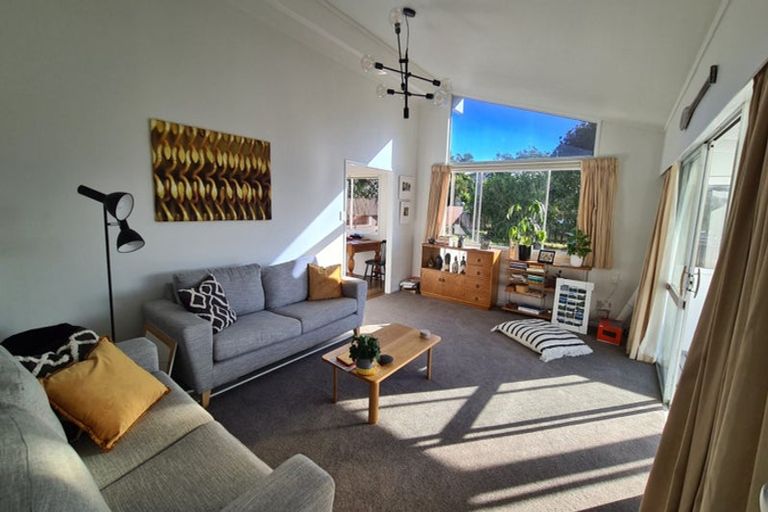 Photo of property in 17 Pah Road, Onerahi, Whangarei, 0110