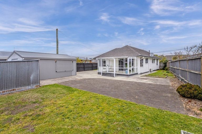 Photo of property in 3 Ontario Place, Wainoni, Christchurch, 8061