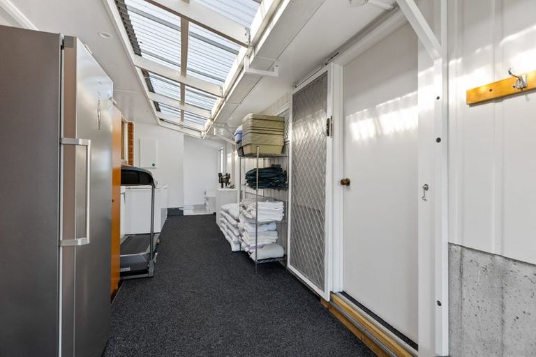 Photo of property in 318 Mountain Road, Lepperton, New Plymouth, 4373