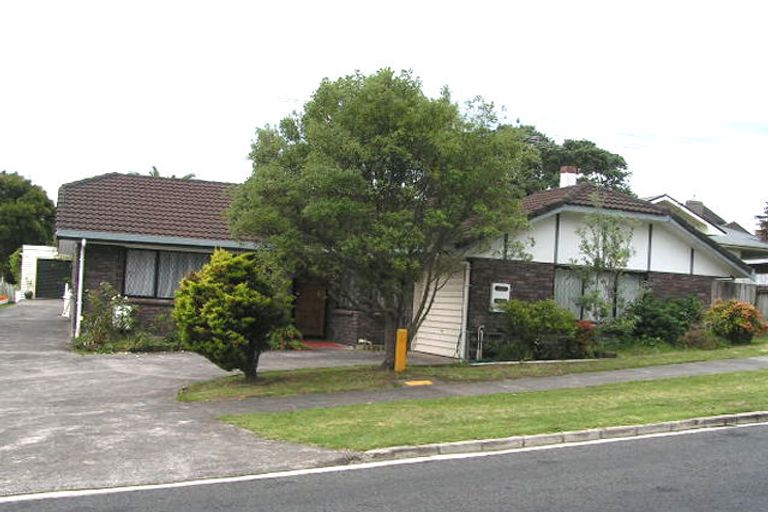 Photo of property in 2/56 Northboro Road, Belmont, Auckland, 0622