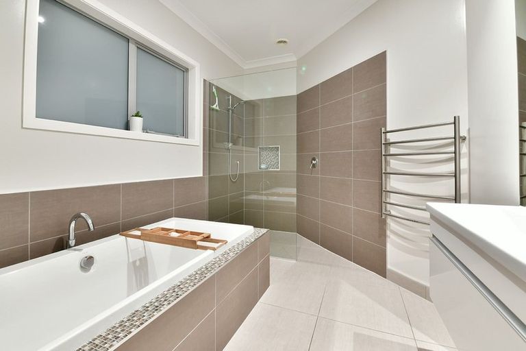 Photo of property in 10 Joblin Road, Wainui, Silverdale, 0994