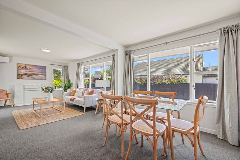 Photo of property in 47 Northcote Road, Northcote, Christchurch, 8052