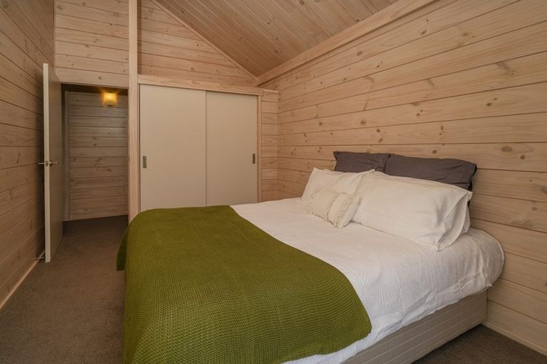 Photo of property in 102 Bond Road, Whangamata, 3620