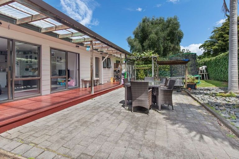 Photo of property in 20a Queen Road, Bellevue, Tauranga, 3110