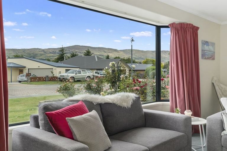 Photo of property in 6 Fenwick Crescent, Cromwell, 9310