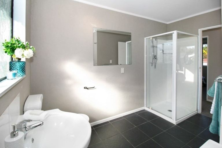 Photo of property in 7 Ainslee Street, Highlands Park, New Plymouth, 4312