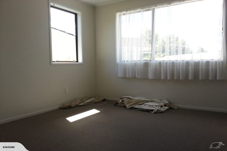 Photo of property in 28 Urlich Drive, Ranui, Auckland, 0612