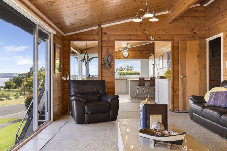 Photo of property in 30 Pokaka Crescent, Wharewaka, Taupo, 3330