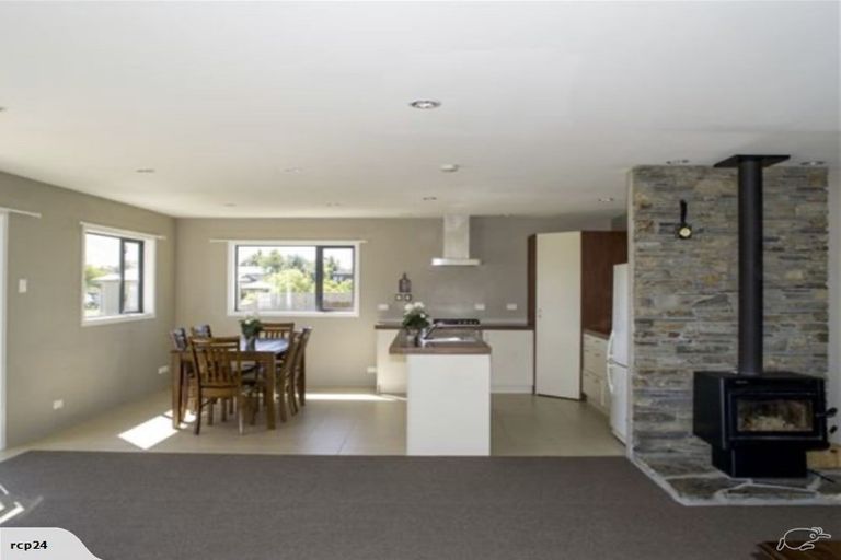 Photo of property in 12 Criffel Place, Luggate, Cromwell, 9383