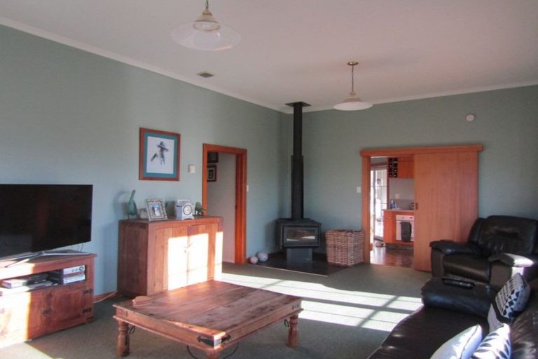 Photo of property in 92 Studholme Settlement Road, Waimate, 7979