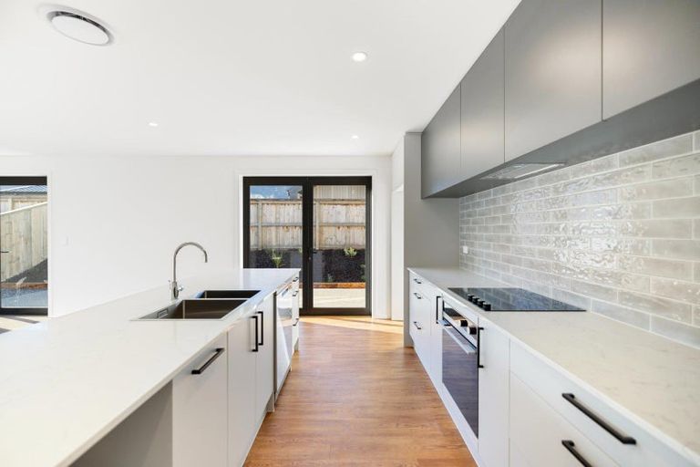 Photo of property in 9 Collie Road, Jacks Point, 9371