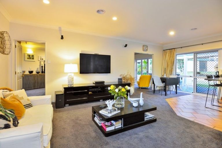 Photo of property in 43 Seddon Crescent, Whataupoko, Gisborne, 4010