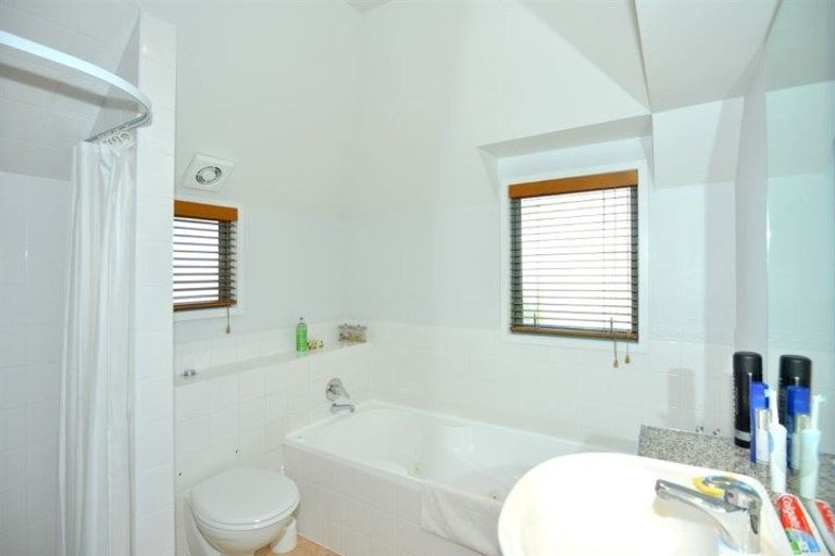 Photo of property in 3/218 Springfield Road, St Albans, Christchurch, 8014