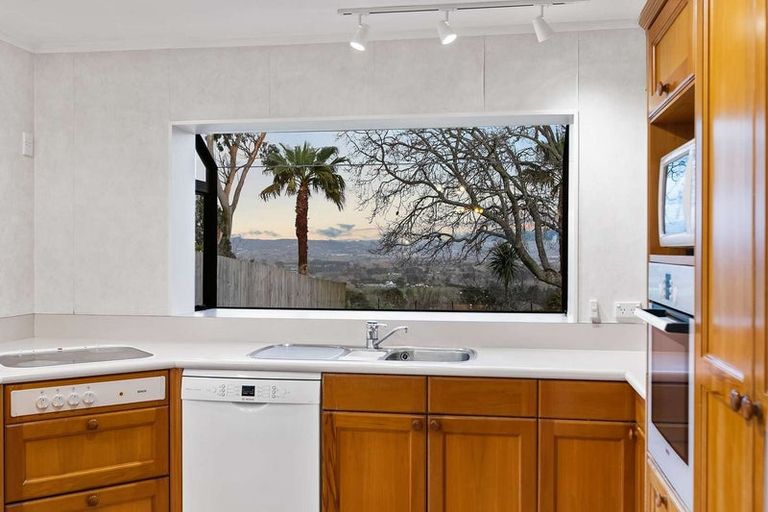 Photo of property in 235 Hill Road, The Gardens, Auckland, 2105