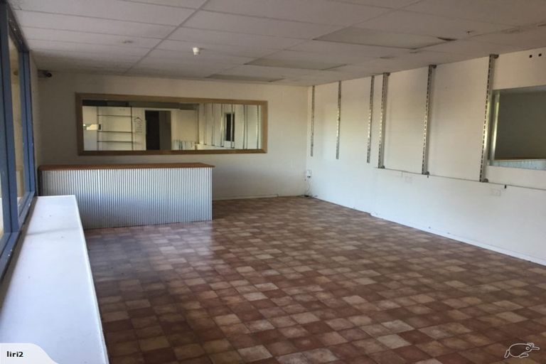 Photo of property in 2c/7-11 Bute Road, Browns Bay, Auckland, 0630