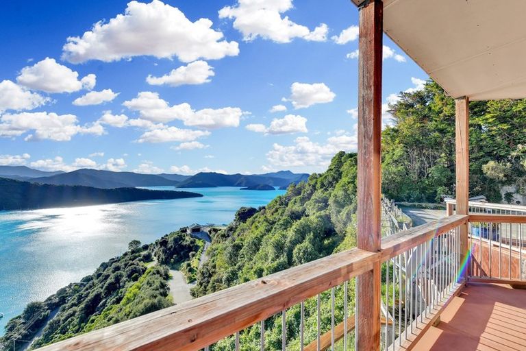 Photo of property in 9 Cooks Ridge, Waikawa, Picton, 7281