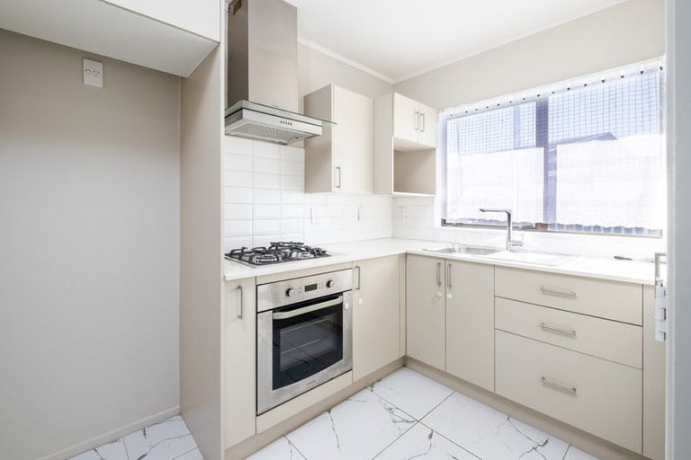 Photo of property in 1/6 Hatherley Place, Clendon Park, Auckland, 2103