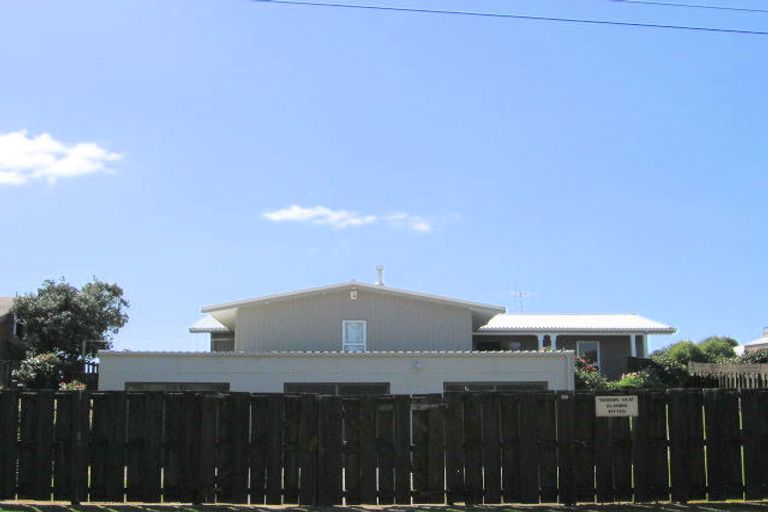 Photo of property in 28 Taylor Road, Papamoa Beach, Papamoa, 3118