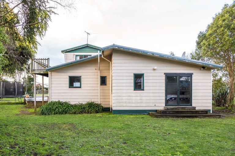 Photo of property in 51 Charles Street, Carterton, 5713