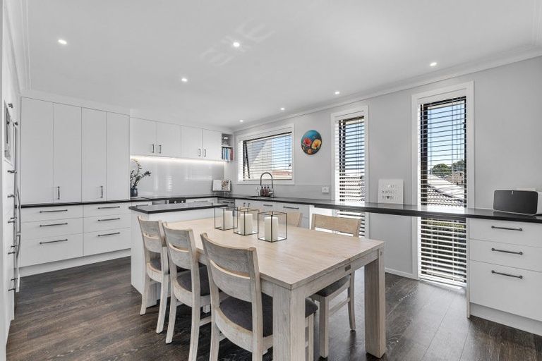 Photo of property in 2/183 Edgecumbe Road, Tauranga South, Tauranga, 3112