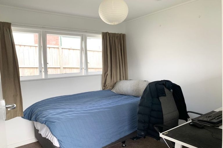 Photo of property in 1/35 Orams Road, Hillpark, Auckland, 2102