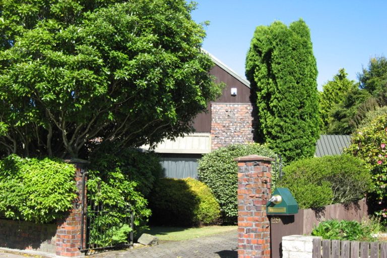 Photo of property in 29 Lavandula Crescent, Burnside, Christchurch, 8042
